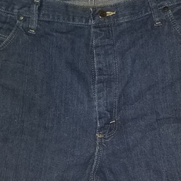 Wrangler Other - Wrangler 40 x 34 NWOT Dark denim 100% cotton